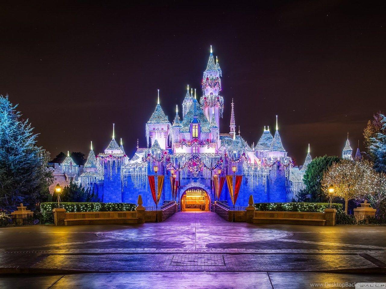 Disneyland christmas wallpaper castle desktop background wallpapers backgrounds wallpaperaccess