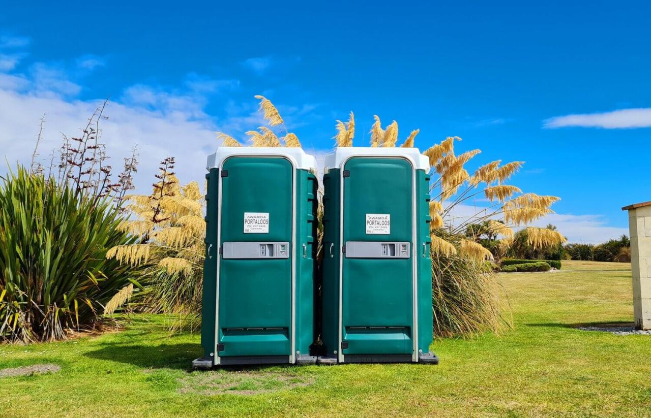 How to start a portable toilet business