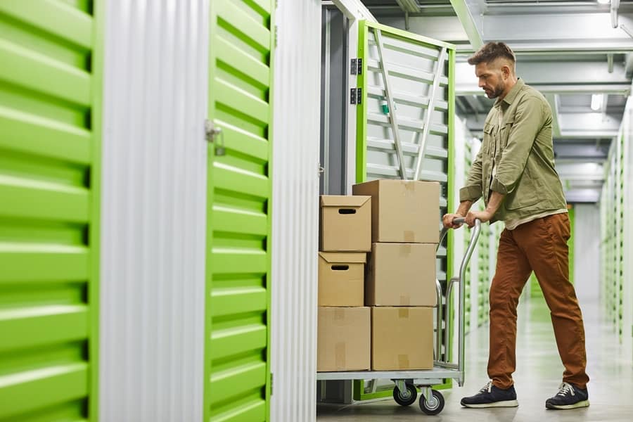 How to start self storage business