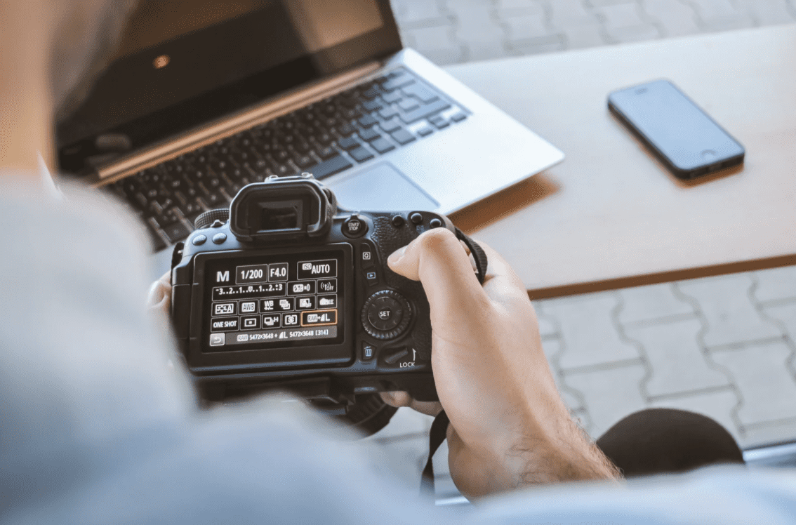 How do you start a photography business