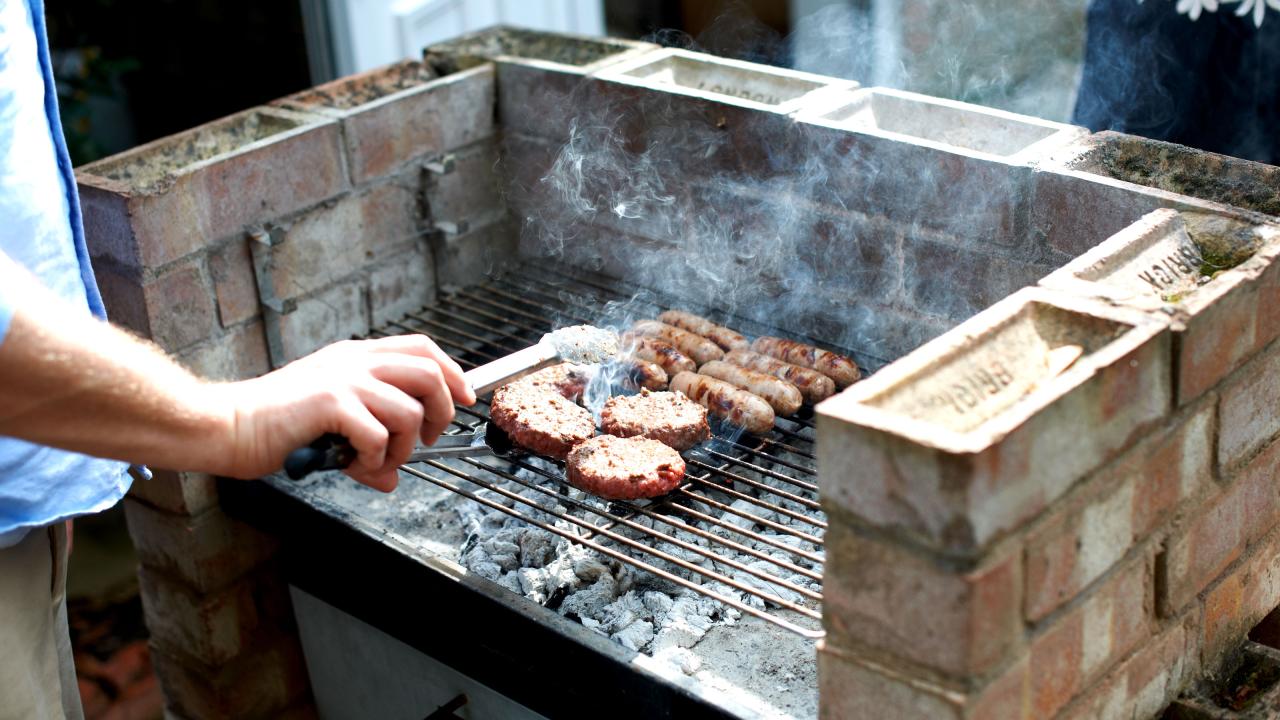 How much does it cost to start a bbq business