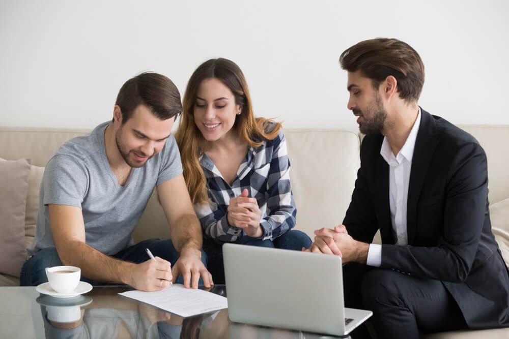 Landlord renting choosing entire hands start before re off if house can out