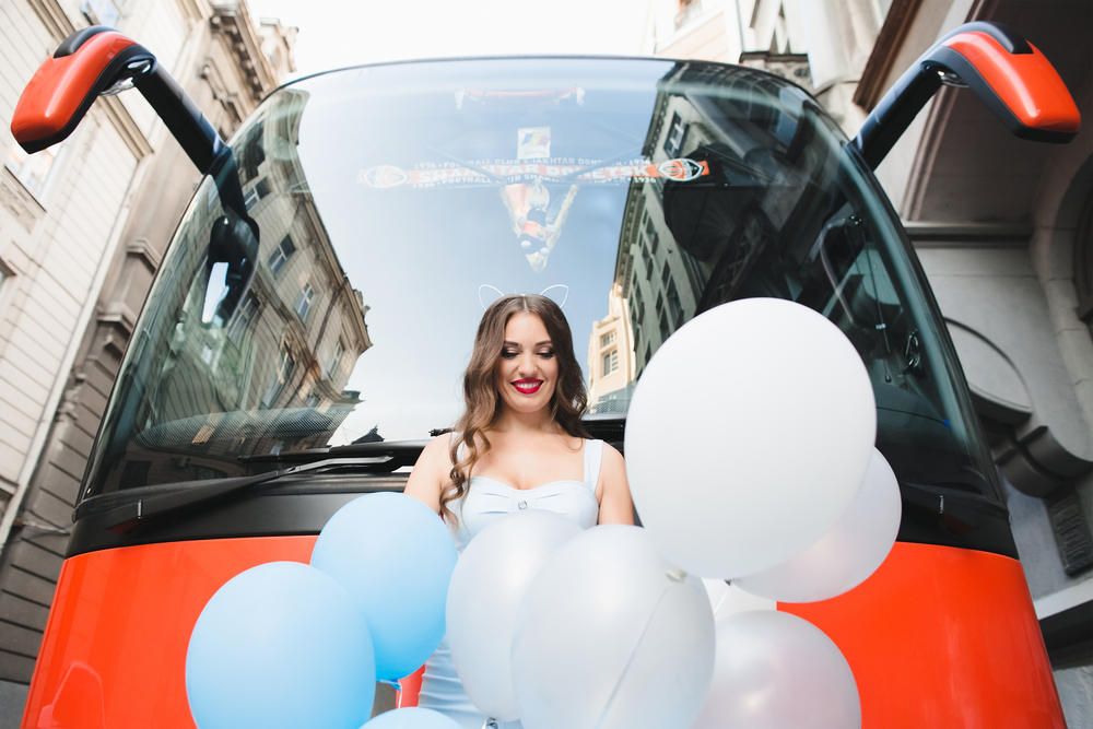 How to start a party bus business