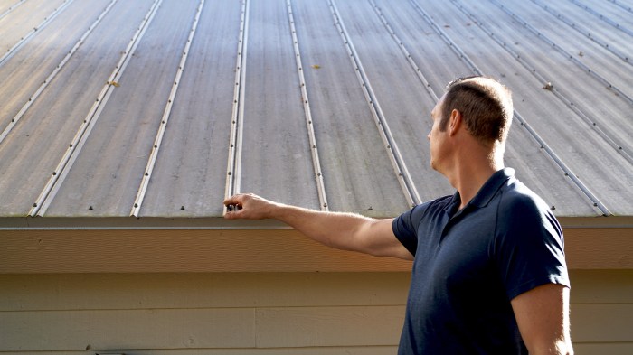 Can an insurance company make you replace your roof