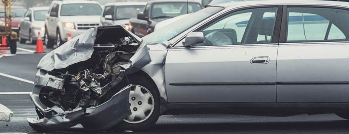 How do insurance companies appraise totaled cars