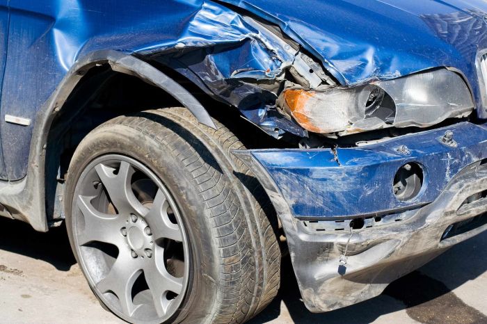 How do insurance companies appraise totaled cars