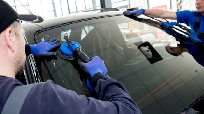 Do car insurance companies cover windshield replacement