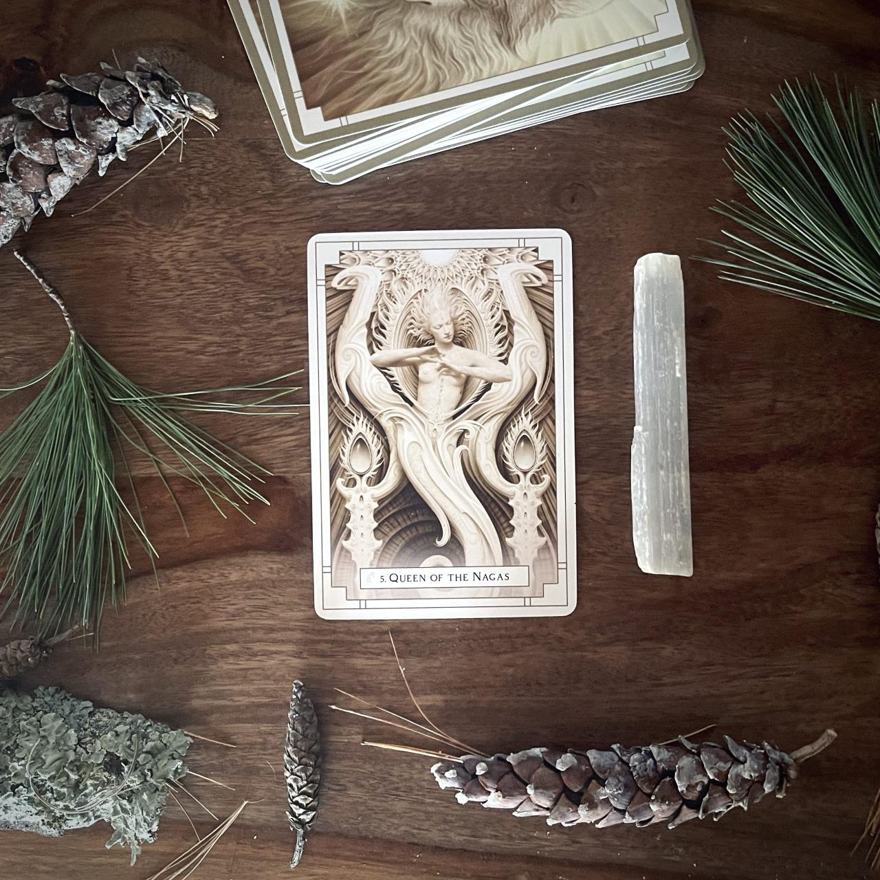 How to start an online tarot reading business