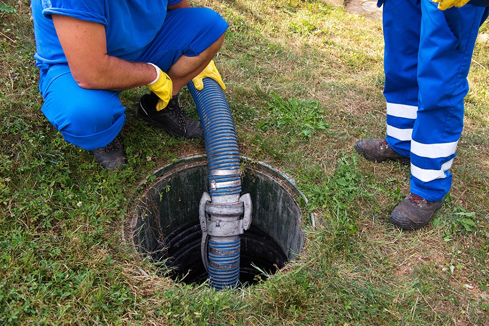 How to start a septic pumping business