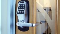 How much does it cost to start a locksmith business